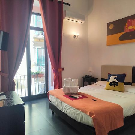 Hotel Plebiscito Aparthotel Napoli Bagian luar foto