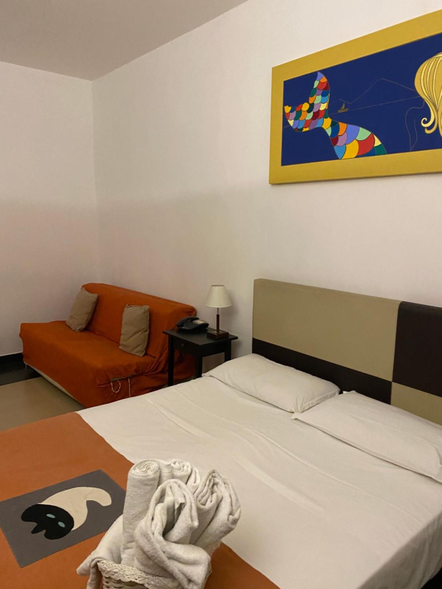 Hotel Plebiscito Aparthotel Napoli Bagian luar foto
