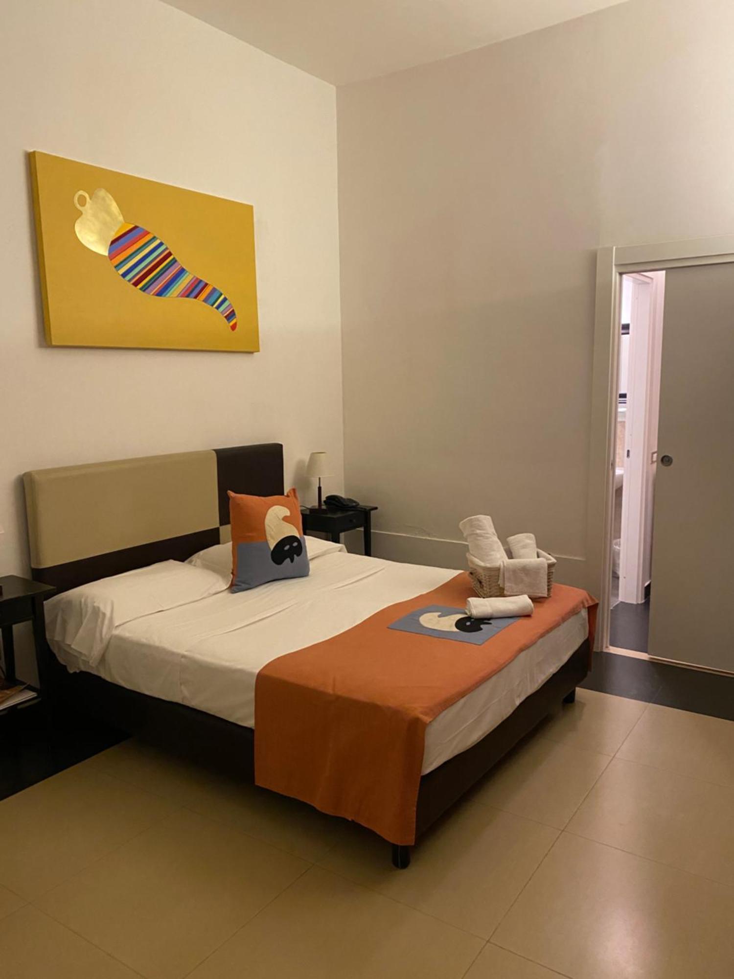Hotel Plebiscito Aparthotel Napoli Bagian luar foto